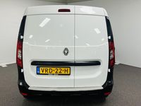 tweedehands Renault Express 1.5 dCi 75 Comfort + Navi airco parkeersensoren cruise controle apple carplay android auto ingetimmerd Zeer mooie auto dealer onderhouden pas 19000 km