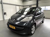 Occasion Peugeot 107 Urban Move 68 PK (50 kW) 2008 Grijs Hatchback
