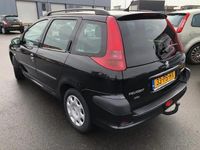 tweedehands Peugeot 206 SW 1.4 Air-line SW AC,CV+A,ER,TH,NAP. 138dkm. voor 2950,- euro