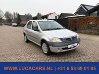Occasion Dacia Logan Lauréate 75 PK (55 kW) 2006 Grijs Sedan