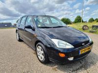 tweedehands Ford Focus 1.4-16V Trend/RIJD REM SCHAKEL ZEER GOED/NAP/APK 2-2025/AIRCO /INRUIL MOG !!!