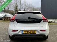 Occasion Volvo V40 Momentum 150 PK (110 kW) 2013 Wit Hatchback