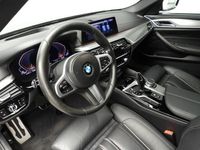 tweedehands BMW 520 5 Serie Touring i M-Sportpakket / LED / Leder /