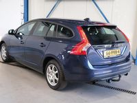 tweedehands Volvo V60 1.6 T3 - Airco, Cruise, PDC, Trekhaak.