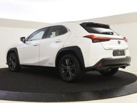 tweedehands Lexus UX 250h Business Edition | Navi | Stuur- & stoelverwarming