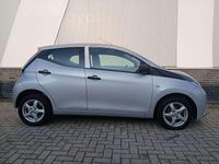 Occasion Toyota Aygo 69 PK (50 kW) 2018 Grijs Hatchback