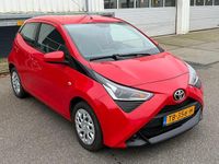 Occasion Toyota Aygo X-play 72 PK (52 kW) 2018 Rood Hatchback