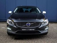 tweedehands Volvo S60 2.0 T3 Kinetic | Trekhaak | Parkeerverwarming | Stoelverwarming