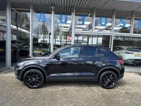 tweedehands VW T-Roc 1.5 TSI Sport 150PK AUTOMAAT / CARPLAY / ACHTERUIT