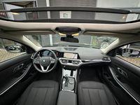 tweedehands BMW 318 3-SERIE Touring d Executive Edition/1STE EIG/PANO-DAK/XENON/NL-AUTO NAP!!