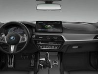 tweedehands BMW 530 5-SERIE Touring e High Executive M-sport Pakket - Panoramadak - Head-up - HiFi - Driving Assistant Professional - Laserlight - Comfort Access