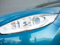 Occasion Ford Fiesta Titanium 101 PK (74 kW) 2014 Blauw (metallic) Hatchback