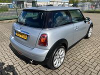 Occasion Mini ONE Salt 95 PK (69 kW) 2009 Grijs, metallic lak Hatchback