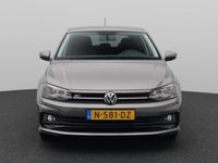 tweedehands VW Polo 1.0 TSI R-Line Edition < Navigatie | Lichtmetalen velgen | Apple Carplay/Android Auto | Cruise Control | Parkeersensoren | Airco |