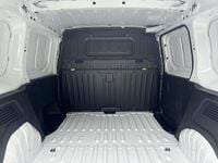 Nieuw Peugeot Partner Comfort 136 PK (100 kW) 2026 Wit MPV