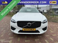 tweedehands Volvo XC60 2.0 Recharge T6 AWD R-Design / Panoramdak / Luxe