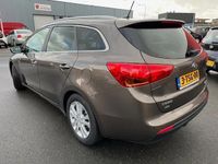 tweedehands Kia Ceed Sportswagon 1.6 GDI ExecutiveLine 2014 104dkm. + NAP voor 10850,- euro