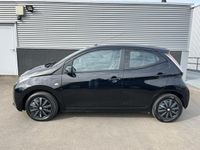 tweedehands Toyota Aygo 1.0 VVT-i x-play Achteruitrijcamera, Airco, Blueto