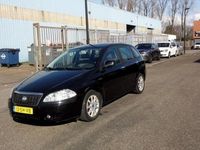 Occasion Fiat Croma 147 PK (108 kW) 2006 Zwart Hatchback