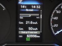 tweedehands Toyota Yaris 1.5 Hybrid Design Sport | Lichtmetalen velgen | All season banden | Camera | Cruise controle |