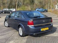 tweedehands Opel Vectra 2.2-16V Business