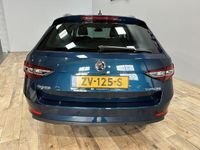 tweedehands Skoda Superb Combi 1.6 TDI Ambition Business Airco ECC | Xenon | Trekhaak | Cruise control | Camera | Parkeerhulp | Navigatie | Apple Carplay Android Auto | Isofix |