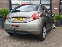 tweedehands Peugeot 208 1.4 VTi Envy Navigatie