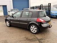 Occasion Renault Mégane II Expression 113 PK (83 kW) 2003 Zwart (metallic) Hatchback