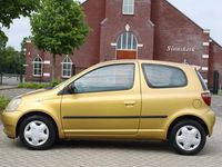 Occasion Toyota Yaris Sol 68 PK (50 kW) 1999 Geel Hatchback