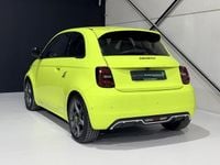 Occasion Abarth 500e 114 kW (155 PK) 2023 Geel Hatchback