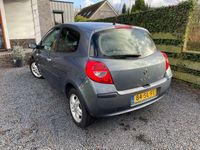 tweedehands Renault Clio 1.4-16V Dynam.Luxe