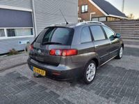 tweedehands Fiat Croma 2.2-16V Emotion NAV.+Clima Bj.:2005 NAP!