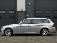 tweedehands BMW 325 3-SERIE Touring xi Automaat-Xenon-Cruise-LEES TEKST