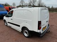 tweedehands Peugeot Partner 122 1.6 BlueHDi 100 L2 Airco Cruise 1e eigenaar L2H1 Maxi