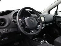 Occasion Toyota Yaris Hybrid 2022 Rood Hatchback