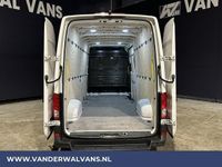 tweedehands VW Crafter 2.0TDI 140pk L4H3 (Oude L3H2) Euro6 Airco | Camera | 3-zits apple carplay, 270gr deuren