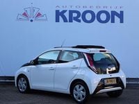 Occasion Toyota Aygo X-wave 69 PK (50 kW) 2016 Wit Hatchback
