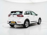 Occasion Kia Niro 142 PK (104 kW) 2018 Wit (metallic) SUV