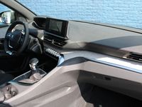 tweedehands Peugeot 5008 SUV 1.2 PureTech 130pk GT 7p | Navigatie | Black Pack | Camera | Elektrische achterklep |