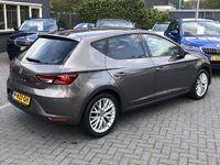 Occasion Seat Leon Business 110 PK (80 kW) 2017 Grijs Hatchback