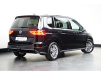 tweedehands VW Touran 1.5 TSI 150 pk DSG R-line 7 pers