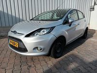 tweedehands Ford Fiesta 1.6 TDCi ECOnetic Lease Trend - Schade