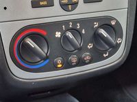 tweedehands Opel Corsa 1.2-16V Silverline (Airco / Cruise / LM Velgen)