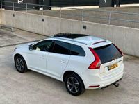 tweedehands Volvo XC60 2.4 D5 220PK! *R-DESIGN* AWD Aut/Pano/Leer VOL!