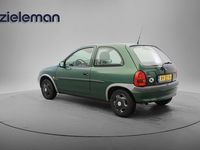 Occasion Opel Corsa 65 PK (47 kW) 1999 Groen Hatchback