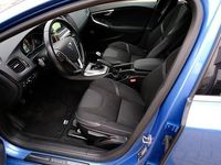 Occasion Volvo V40 Momentum 120 PK (88 kW) 2014 Blauw Hatchback