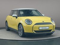 Occasion Mini Cooper Classic 135 kW (184 PK) 2025 Geel Hatchback