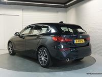 Occasion BMW 118 Executive 136 PK (100 kW) 2021 Zwart Hatchback