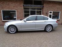 tweedehands BMW 520 520 i Automaat / Leder / Navi / Schuifdak