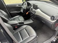 tweedehands Mercedes B180 Autom/Tiptr Ambition AMG Leer/Navi/PDC 106.612 KM